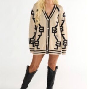 Chic Beige Cardigan with Black Letter Design